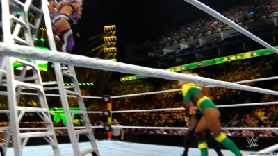 Click to view full size image
==============
theappv20230701_00_05_31_00_Still681.jpg theappv20230701_00_05_31_00_Still681.jpg