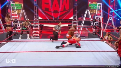 Click to view full size image
==============
zellinaraw20200427_Still509.jpg zellinaraw20200427_Still509.jpg