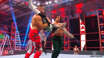 Click to view full size image
==============
zellinaraw20200427_Still554.jpg zellinaraw20200427_Still554.jpg