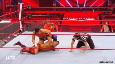 Click to view full size image
==============
zelinaraw20200511_Still212.jpg zelinaraw20200511_Still212.jpg