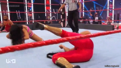 Click to view full size image
==============
zelinaraw20200810_Still1086.jpg zelinaraw20200810_Still1086.jpg