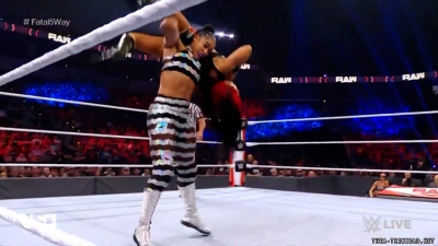 Click to view full size image
==============
thearaw20211108_00_19_35_15_Still1268.jpg thearaw20211108_00_19_35_15_Still1268.jpg