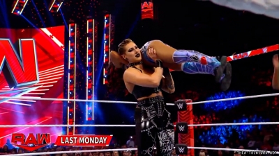 Click to view full size image
==============
thearaw20211220_00_00_03_15_Still007.jpg thearaw20211220_00_00_03_15_Still007.jpg