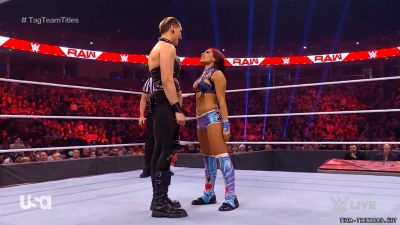 Click to view full size image
==============
thearaw20220103_00_01_39_00_Still085.jpg thearaw20220103_00_01_39_00_Still085.jpg