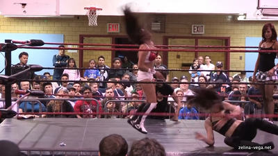 Click to view full size image
==============
RositavsWinter_Still1116.jpg RositavsWinter_Still1116.jpg