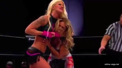 TheavsAngelinaLove_Still174.jpg