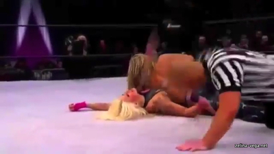 TheavsAngelinaLove_Still239.jpg