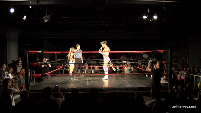 Click to view full size image
==============
ZelinaFWE20120428_Still194.jpg ZelinaFWE20120428_Still194.jpg